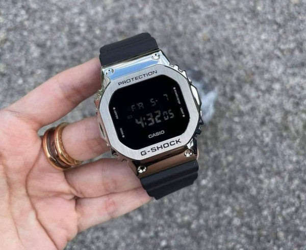 G SHOCK- GMS5600