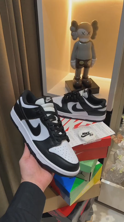 Nike SB Dunk panda low
