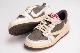 Nike Travis Scott Fragment low
